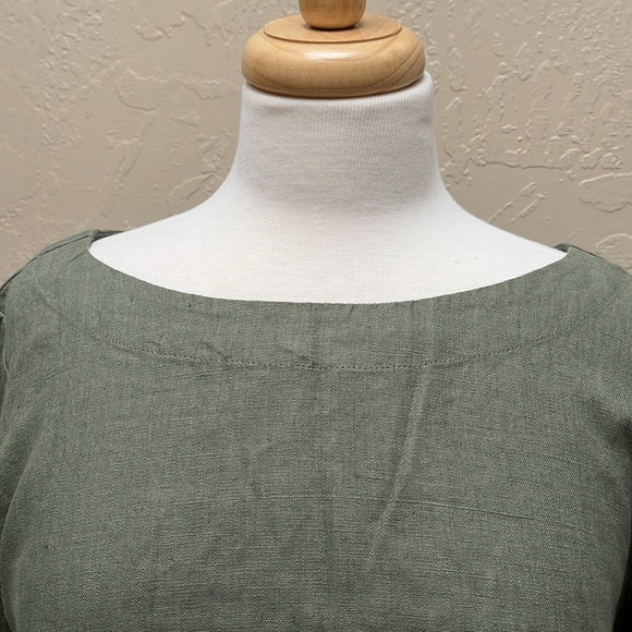 notPERFECTLINEN January Top in Forest Green Linen, S/M - Picture 3 of 9